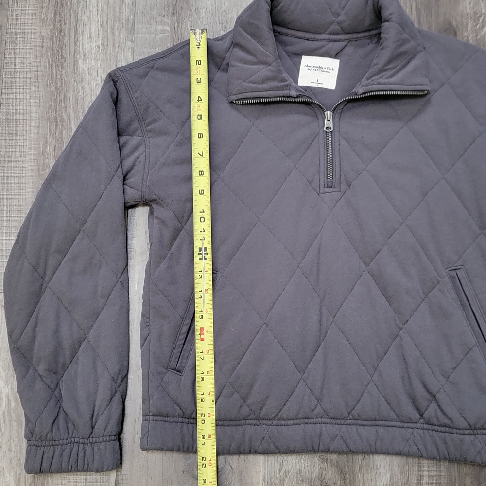 Abercrombie & Fitch Soft A&F Collection Quilted Quarter Zip Sweatshirt - Picture 5 of 11